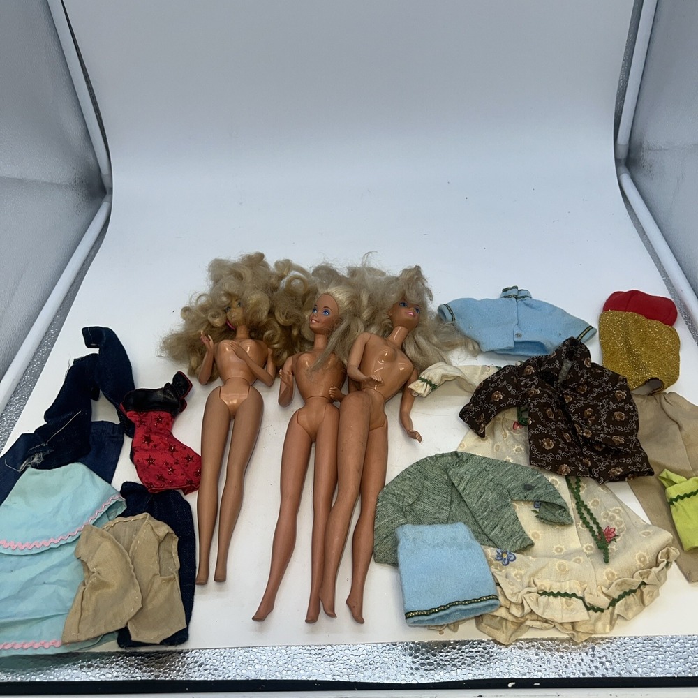 Vintage Barbie Dolls Lot Dolls And Clothes